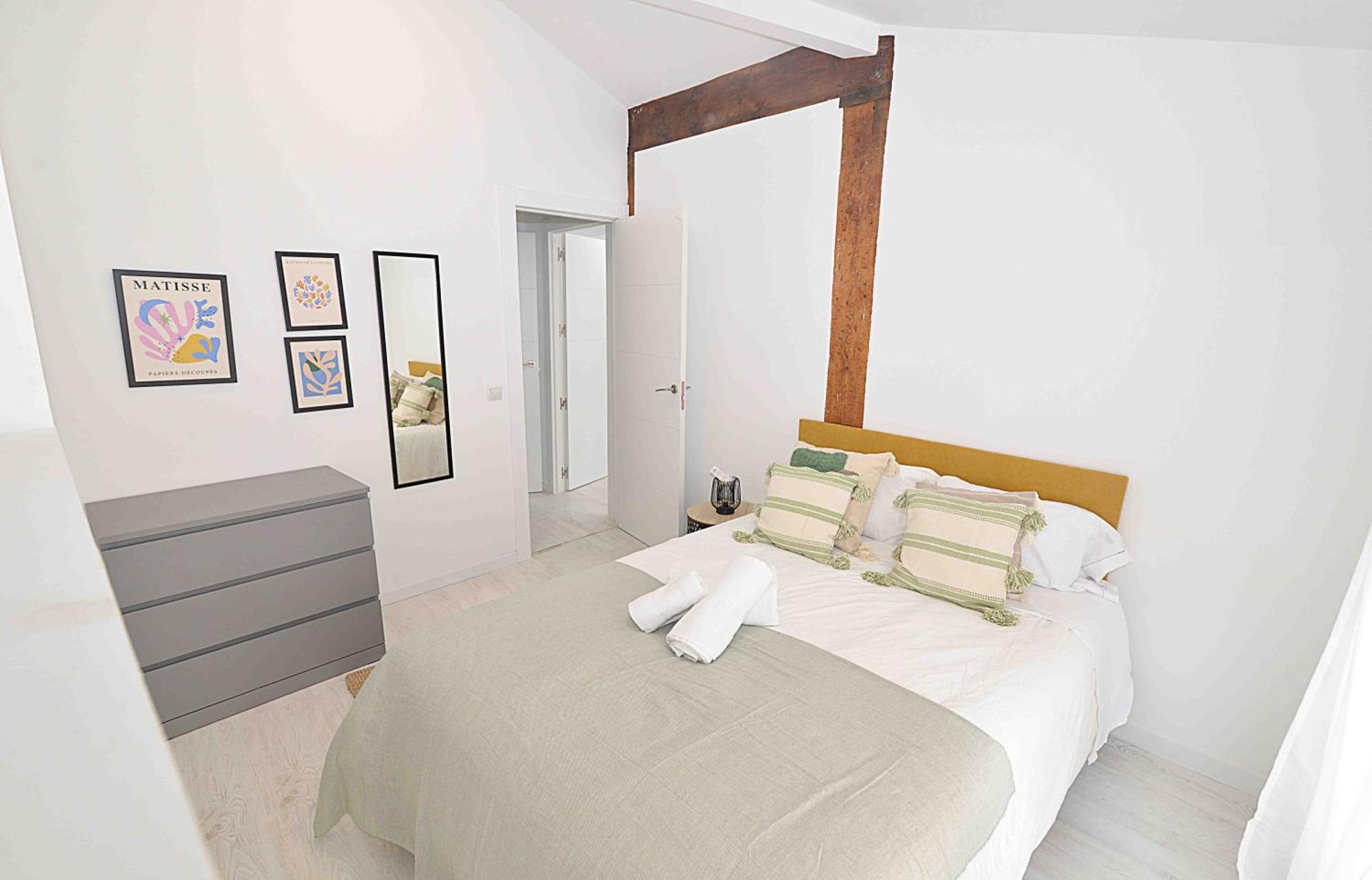 El Apartamento De San Cisneros By Just-Room ซานตานเดร์ ภายนอก รูปภาพ