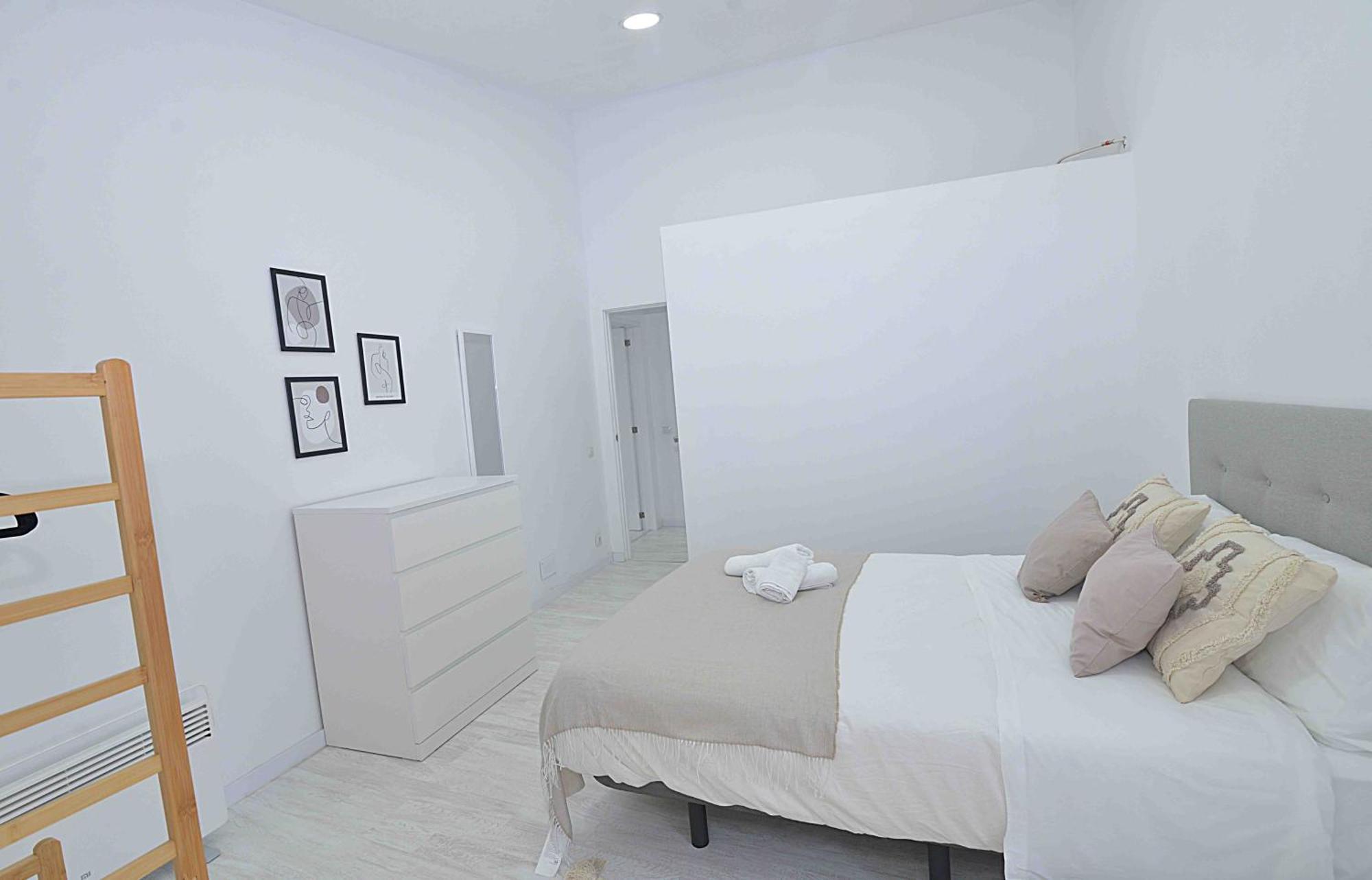 El Apartamento De San Cisneros By Just-Room ซานตานเดร์ ภายนอก รูปภาพ