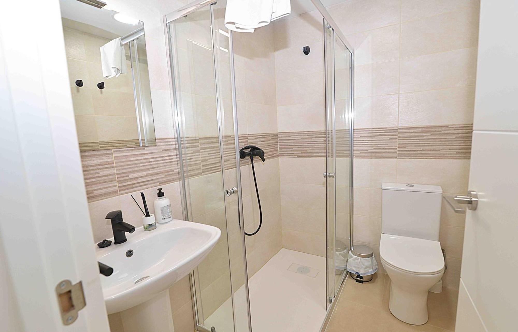 El Apartamento De San Cisneros By Just-Room ซานตานเดร์ ภายนอก รูปภาพ